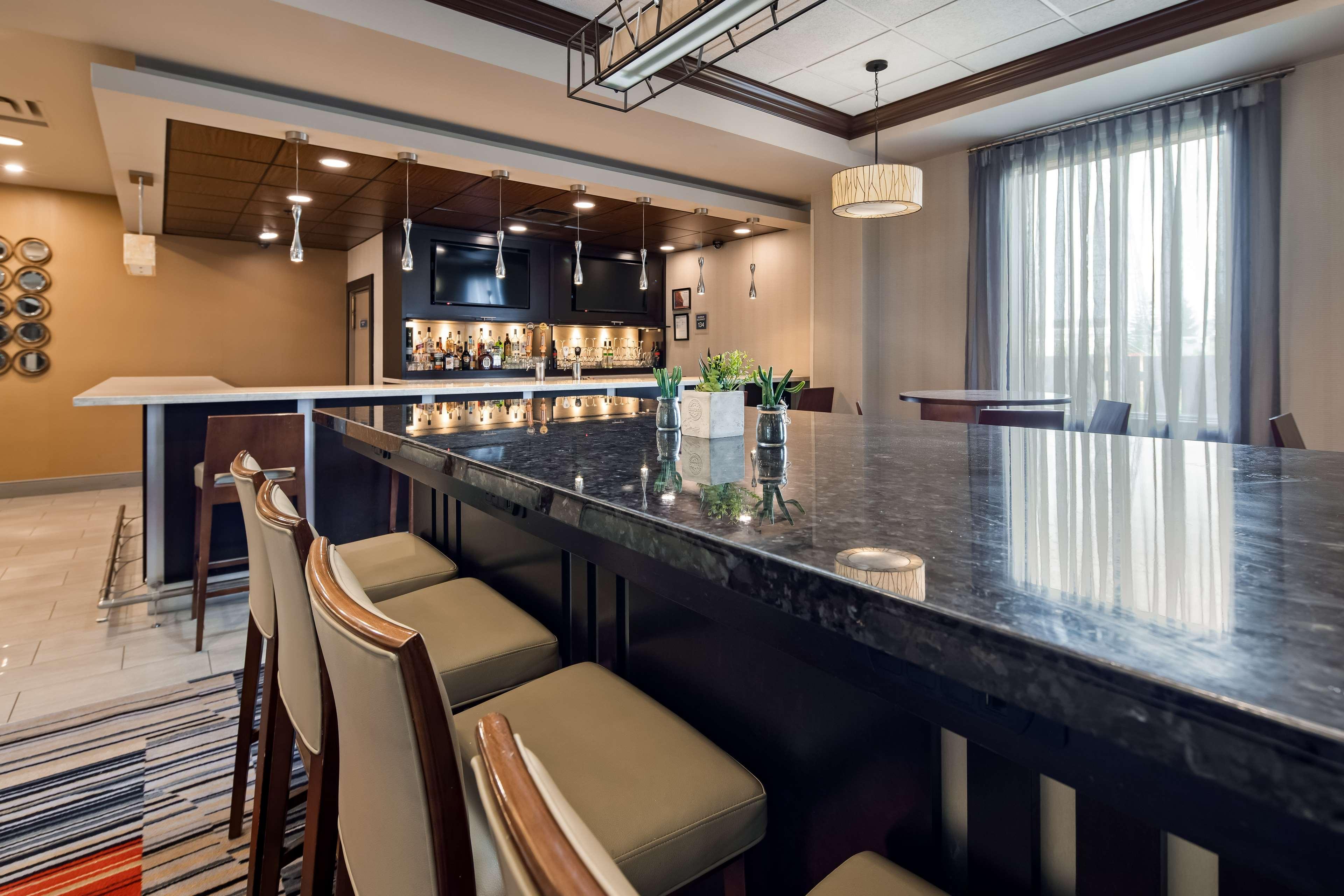 Western Hotel 4*